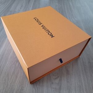 Authentic Large Louis Vuitton box pull